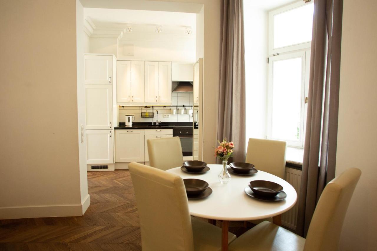 City Center - Golden Apartments - Dobr11A Varsóvia Exterior foto